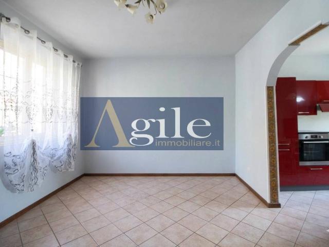 Villa Indipendente in vendita a Ponterotto, Marche