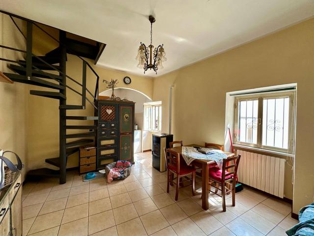 Villa Indipendente in vendita a San Pio Delle Camere, Abruzzo