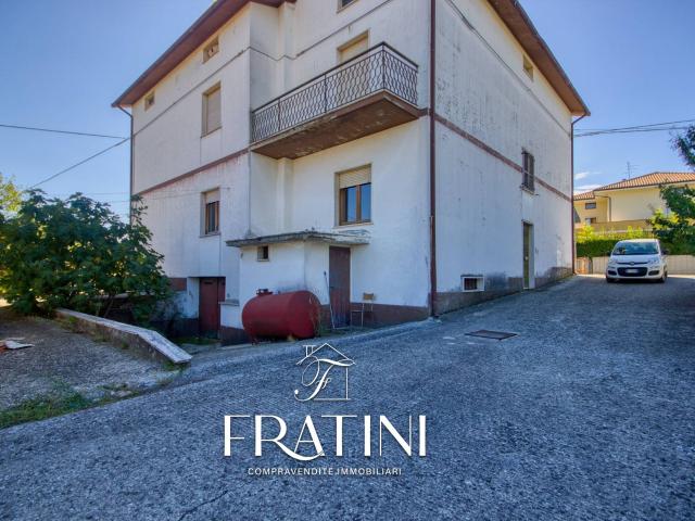Villa Indipendente in vendita a Unione dei Comuni della Val Vibrata, Sant'egidioalla Vibrata