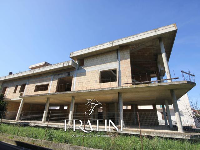 Villa Indipendente in vendita a Unione dei Comuni della Val Vibrata, Sant'omero