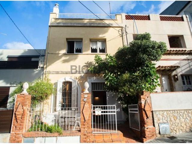Casa en venta en Finestrelles, Baix Llobregat