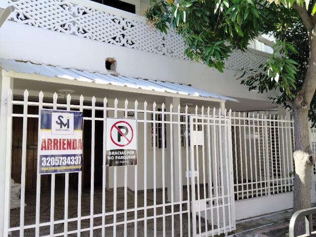 Casa en arriendo en Localidad 2 Histórica - Rodrigo de Bastidas, Perímetro Urbano Santa Marta