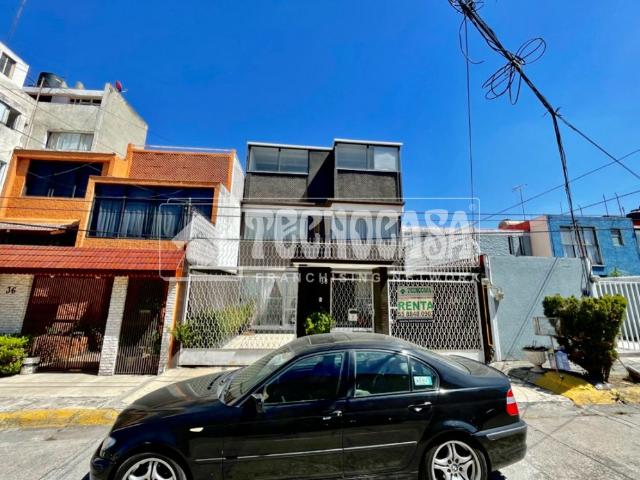 Casa en renta en Tlalnepantla De Baz, Estado de México