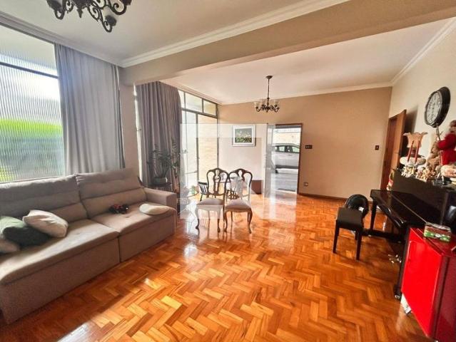 Casa aluguel em Região Geográfica Imediata de Belo Horizonte, Região Metropolitana de Belo Horizonte