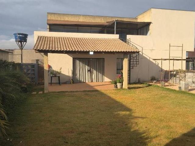 Casa venda em Região Geográfica Imediata do Distrito Federal, Região Integrada de Desenvolvimento do Distrito Federal e Entorno
