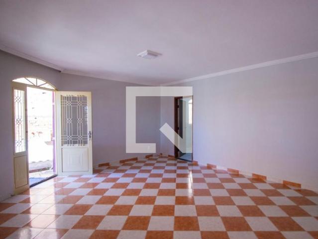 Casa aluguel em Região Geográfica Imediata do Distrito Federal, Região Integrada de Desenvolvimento do Distrito Federal e Entorno
