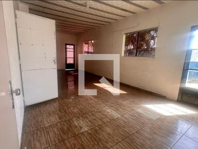 Casa aluguel em Região Geográfica Imediata de Belo Horizonte, Região Metropolitana de Belo Horizonte