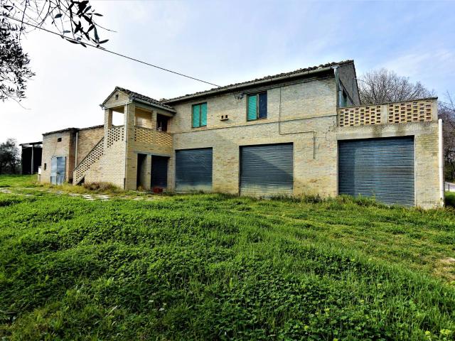 Rustico in vendita a Marche, Fermo