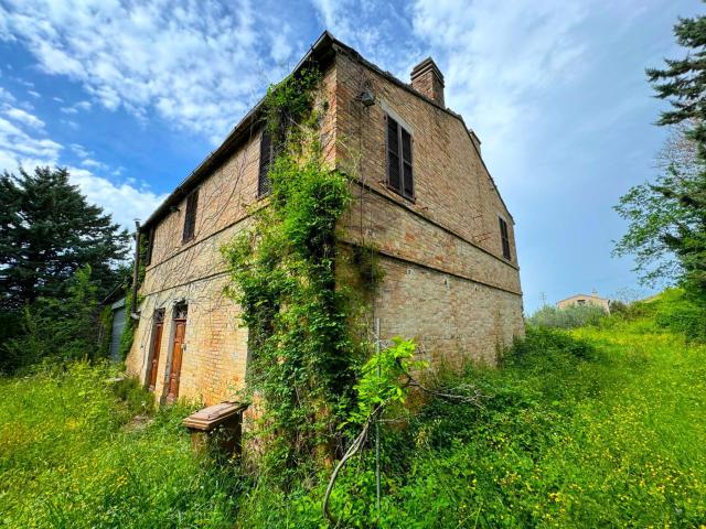 Rustico in vendita a Marche, Fermo