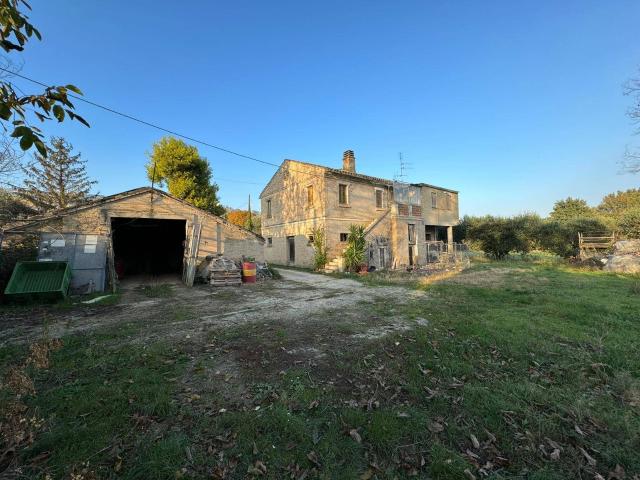 Rustico in vendita a Marche, Fermo