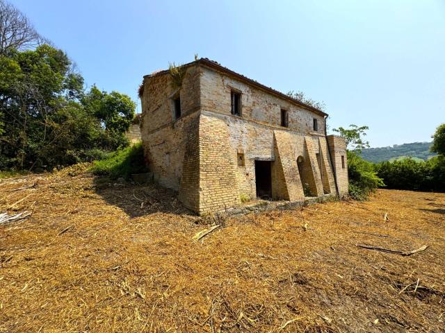 Rustico in vendita a Marche, Fermo