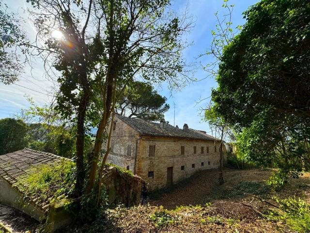 Rustico in vendita a Marche, Fermo