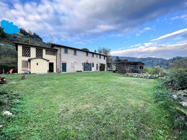 Casa in vendita a Massa e Cozzile, Massa E Cozzile