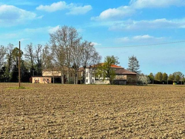 Villa Indipendente in vendita a Unione delle Terre d'Argine, Carpi