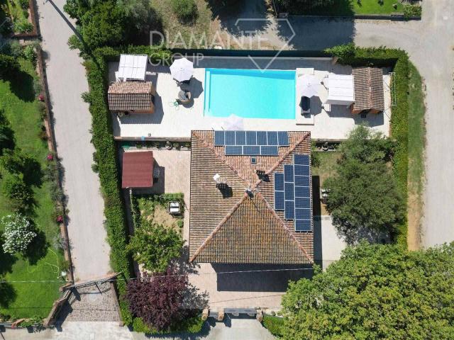 Villa Indipendente in vendita a Gioiella, Umbria