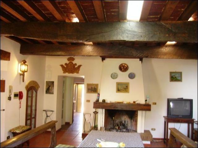 Rustico in vendita a Civitella del Tronto, Teramo