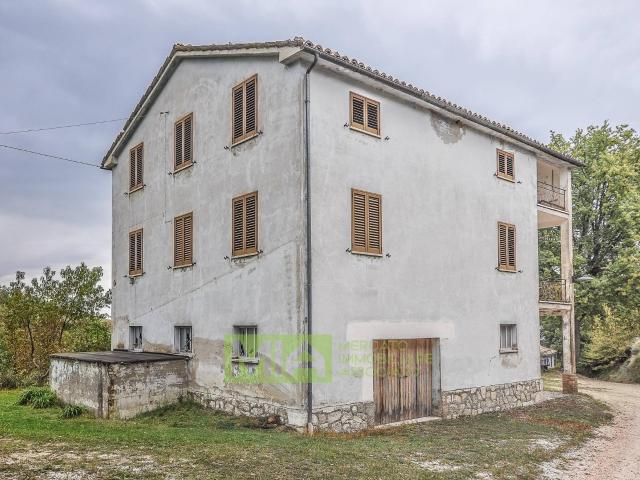 Rustico in vendita a Marche, Ascoli Piceno