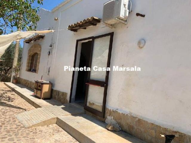 Villa Indipendente in vendita a Marsala, Sicilia