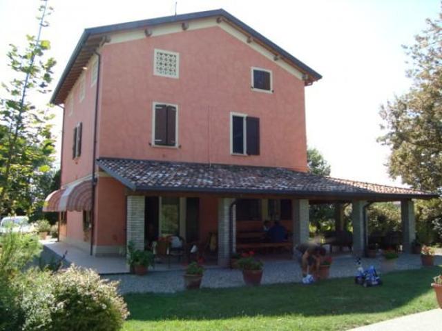 Villa Indipendente in vendita a San Faustino-Madonnina-Quattroville, Modena