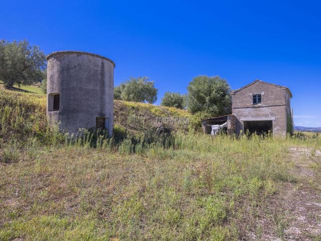 Villa Indipendente in vendita a Marche, Macerata