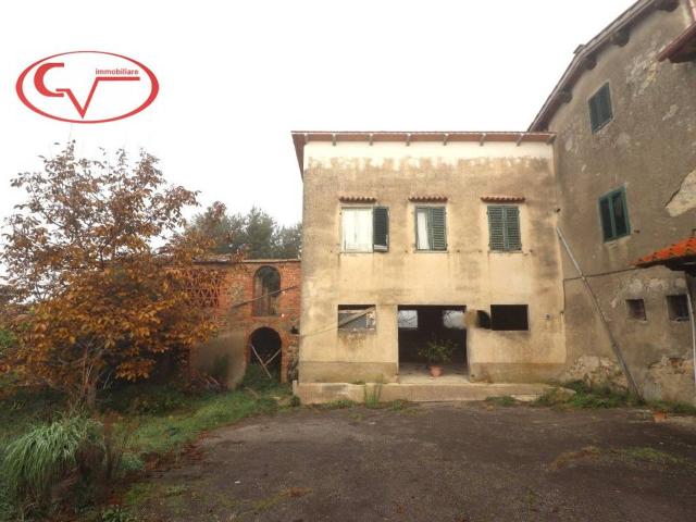 Villa Indipendente in vendita a Montevarchi, Toscana
