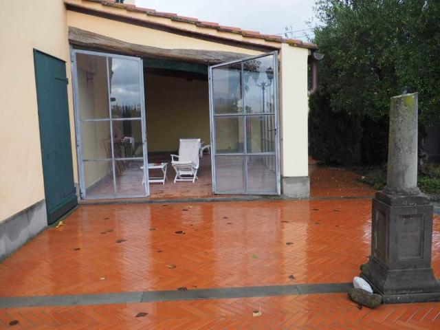 Villa Indipendente in vendita a Pistoia, Toscana