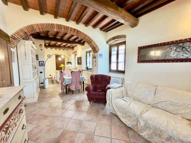 Villa Indipendente in vendita a San Pantaleo, Pistoia