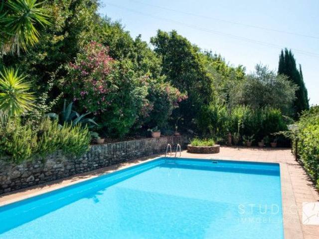 Villa Indipendente in vendita a Piazza, Pistoia