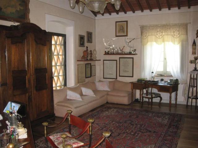 Villa Indipendente in vendita a Roccon Rosso, Pistoia