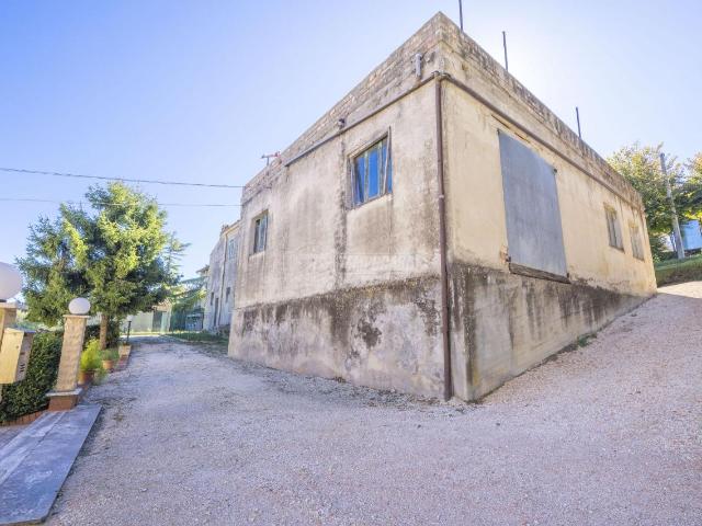 Villa Indipendente in vendita a Marche, Macerata