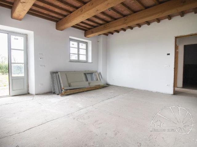 Villa Indipendente in vendita a Prato, Toscana