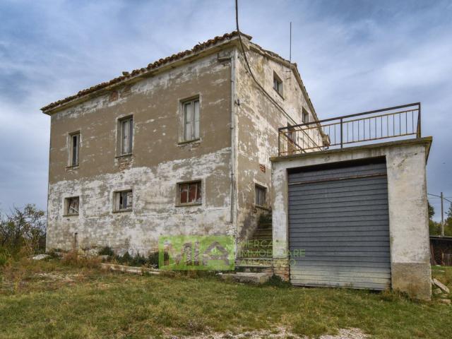 Rustico in vendita a Marche, Fermo