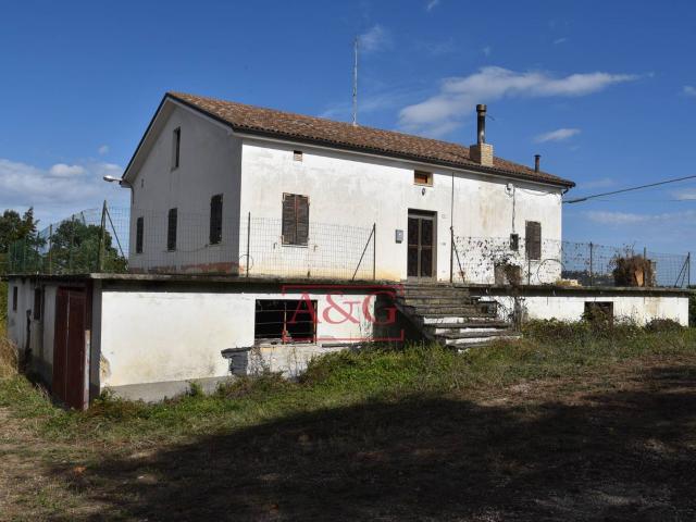 Rustico in vendita a Marche, Fermo