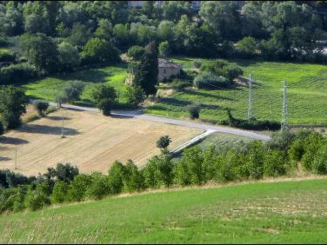 Rustico in vendita a Scapriano, Teramo