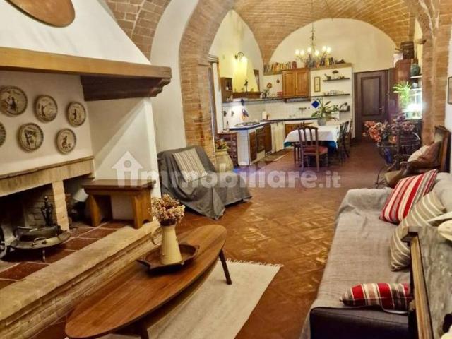 Villa Indipendente in affitto a Monteroni D'arbia, Toscana