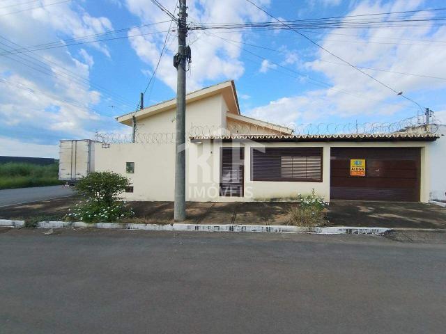 Casa aluguel em Região Geográfica Imediata de Divinópolis, Lagoa da Prata