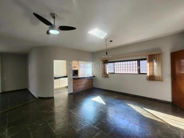 Casa venda em Região Imediata de São José do Rio Preto, Região Metropolitana de São José do Rio Preto