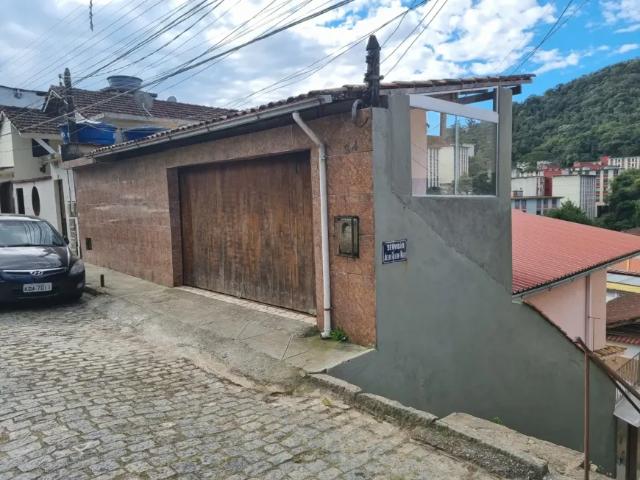 Casa venda em Região Geográfica Imediata de Petrópolis, Região Metropolitana do Rio de Janeiro