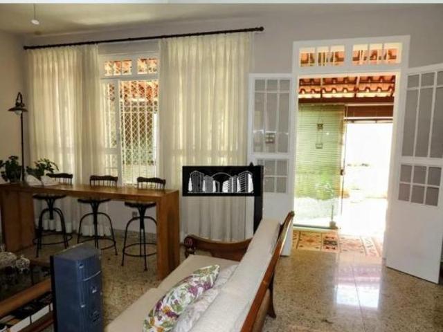 Casa venda em Região Imediata de São José dos Campos, Região Metropolitana do Vale do Paraíba e Litoral Norte
