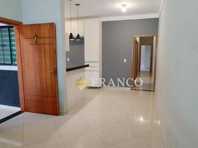 Casa venda em Região Imediata de Taubaté-Pindamonhangaba, Região Metropolitana do Vale do Paraíba e Litoral Norte