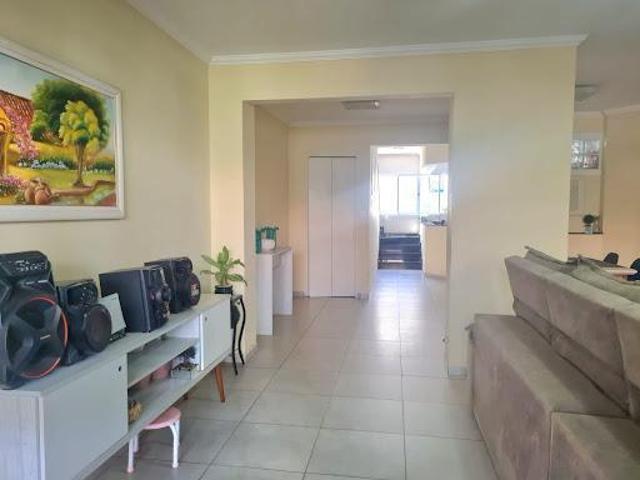 Casa venda em Região Imediata de São José dos Campos, Região Metropolitana do Vale do Paraíba e Litoral Norte