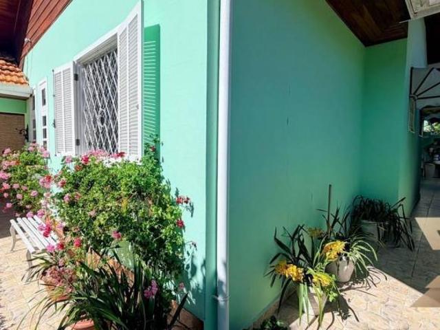 Casa venda em Região Imediata de Taubaté-Pindamonhangaba, Região Metropolitana do Vale do Paraíba e Litoral Norte