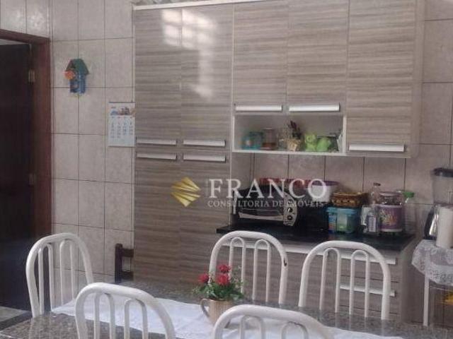 Casa venda em Região Imediata de Taubaté-Pindamonhangaba, Região Metropolitana do Vale do Paraíba e Litoral Norte