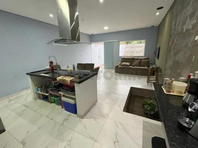 Casa venda em Região Imediata de Caraguatatuba-Ubatuba-São Sebastião, Região Metropolitana do Vale do Paraíba e Litoral Norte