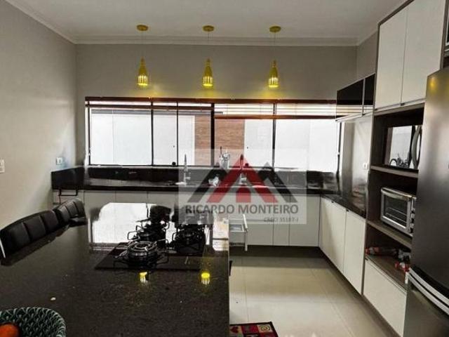 Casa venda em Região Imediata de Taubaté-Pindamonhangaba, Região Metropolitana do Vale do Paraíba e Litoral Norte