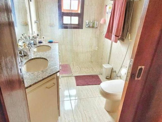 Casa venda em Santana de Parnaíba