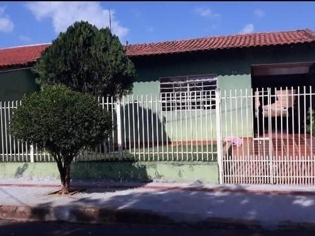 Casa venda em Região Geográfica Imediata de Londrina, Londrina