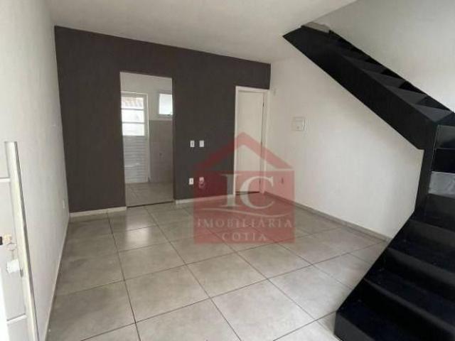 Casa aluguel em Caucaia do Alto, Cotia
