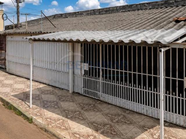 Casa venda em Região Geográfica Imediata do Distrito Federal, Região Integrada de Desenvolvimento do Distrito Federal e Entorno