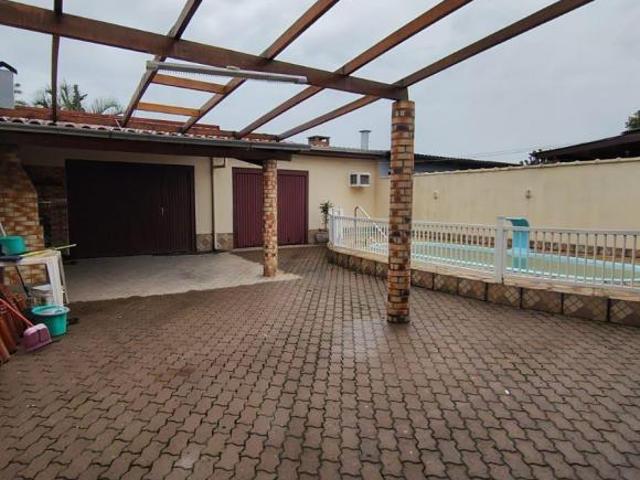 Casa venda em Região Geográfica Imediata de Porto Alegre, Região Metropolitana de Porto Alegre